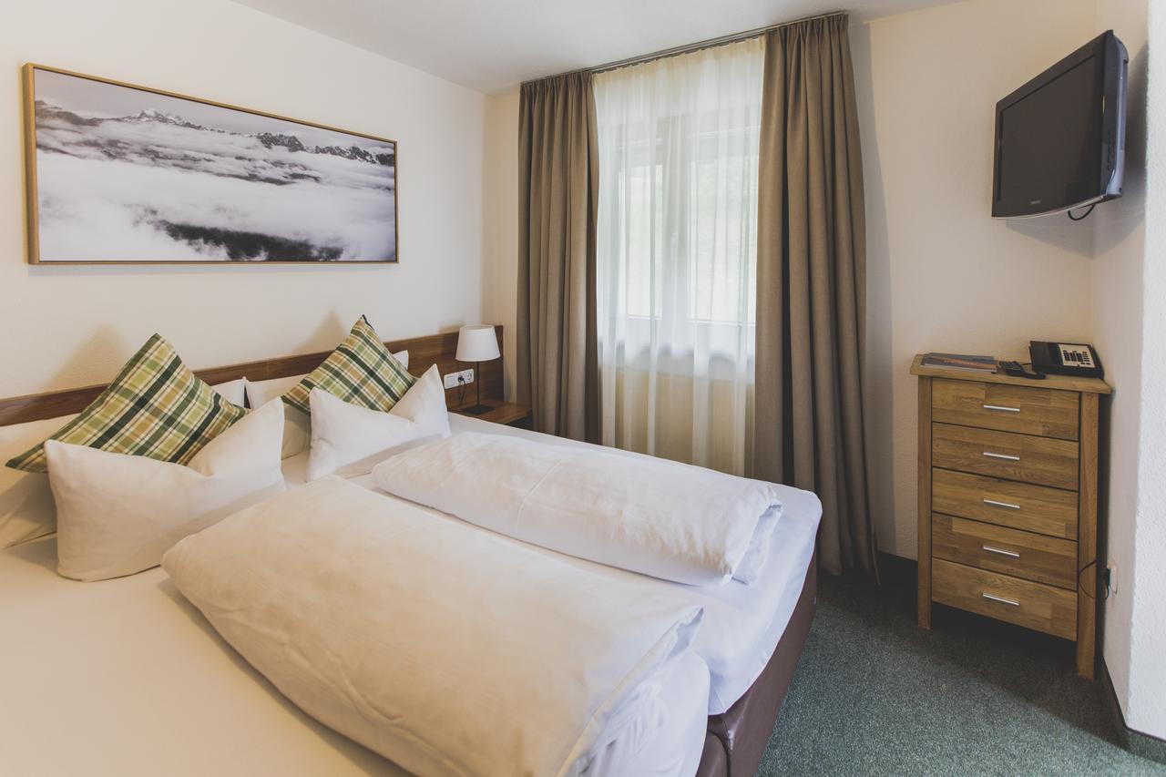 סן אנטון Hotel Montfort מראה חיצוני תמונה